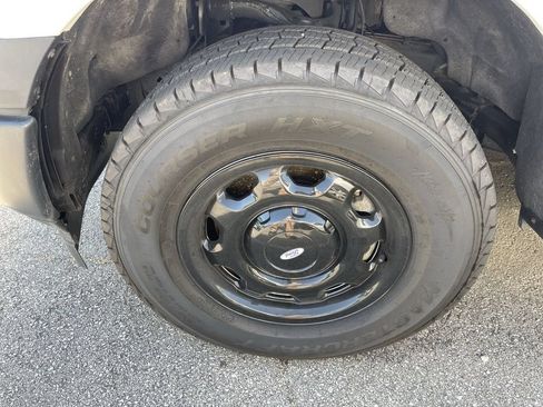 Used 2019 Ford F150 XL w/ Equipment Group 101A Mid AWD/4WD image 2