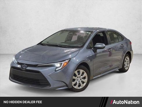 Used 2024 Toyota Corolla LE FWD image 1