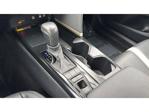 Certified 2025 Toyota Camry SE FWD image 31