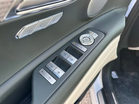 New 2026 Genesis GV80 2.5T Prestige image 11