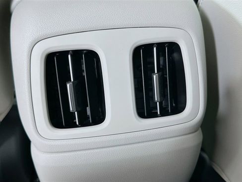 New 2026 Hyundai Tucson Limited image 18