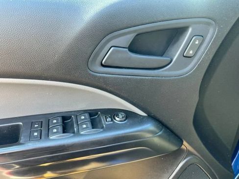 Used 2019 Chevrolet Colorado W/T w/ WT Convenience Package AWD/4WD image 12