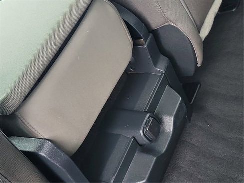 Certified 2022 Ford F350 XLT w/ Black Appearance Package image 32