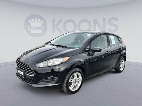 Used 2018 Ford Fiesta SE image 1
