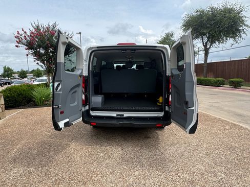 Used 2018 Ford Transit 150 XL RWD image 13