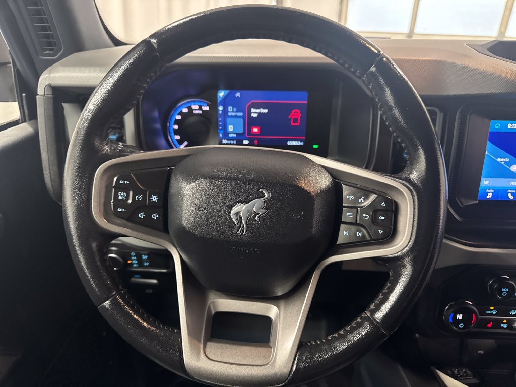 Used 2021 Ford Bronco Black Diamond AWD/4WD image 14