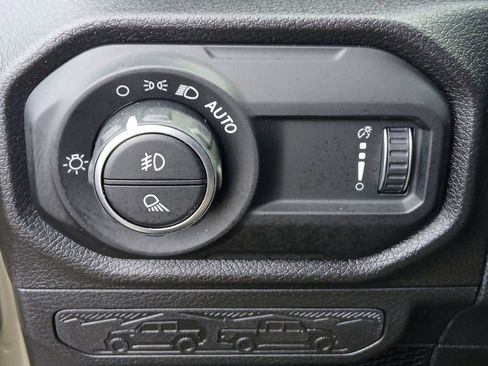 New 2026 Jeep Gladiator Willys AWD/4WD image 12