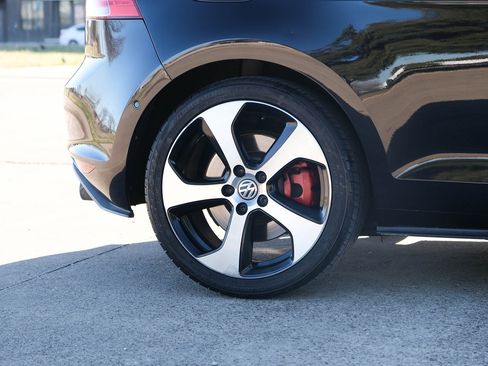 Used 2016 Volkswagen GTI SE w/ Driver Assistance Package image 7