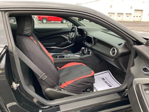 Used 2019 Chevrolet Camaro SS image 12