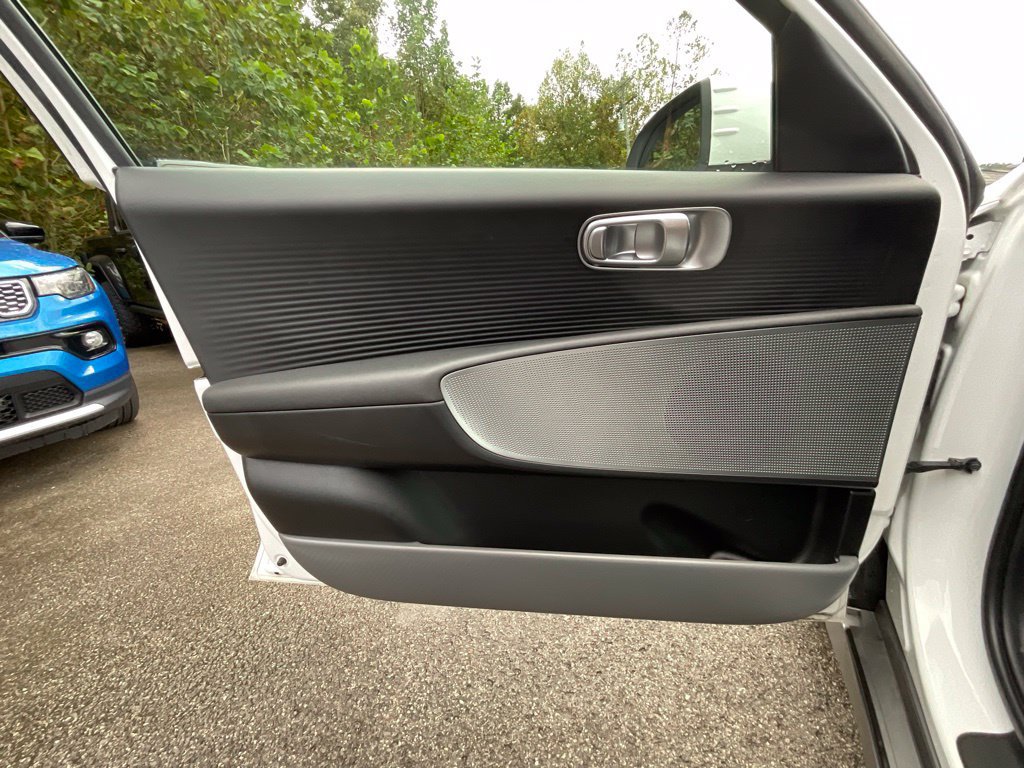 Used 2024 Hyundai Ioniq 6 SEL AWD/4WD image 8
