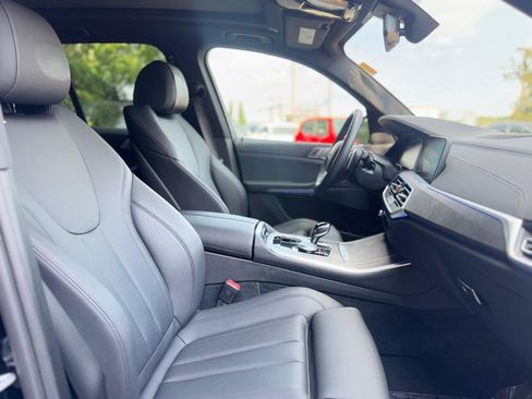 Used 2022 BMW X5 xDrive40i w/ Premium Package image 22