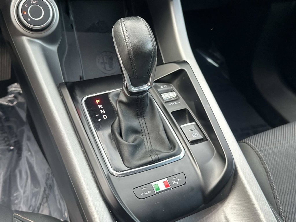 Used 2024 Alfa Romeo Tonale Ti AWD/4WD image 24