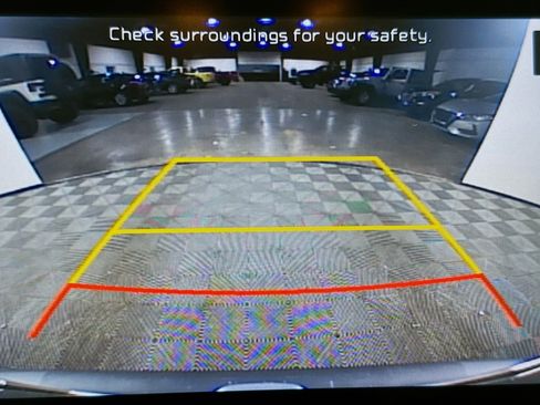 Used 2022 Kia Niro LXS image 18