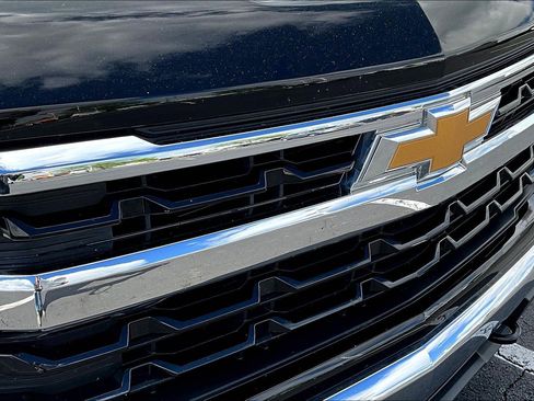 Used 2024 Chevrolet Silverado 1500 LT image 33