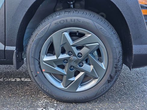 New 2026 Hyundai Kona SE image 9