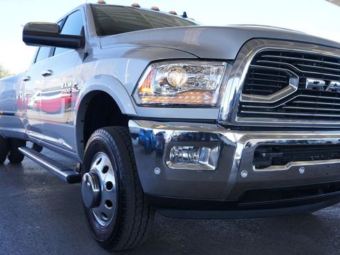 Used 2017 RAM 3500 Laramie Longhorn image 29