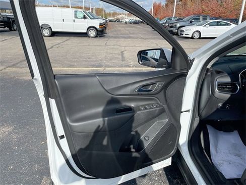 Certified 2023 Chevrolet Equinox LT image 21