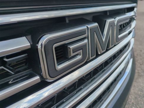 Certified 2019 GMC Acadia SLT image 34