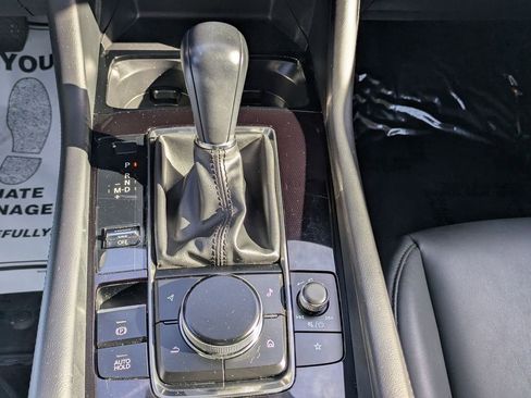 Used 2025 MAZDA MAZDA3 s image 20