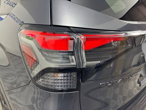 Used 2025 Subaru Forester Limited AWD/4WD image 12