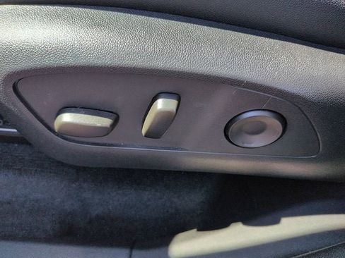 Used 2025 Chevrolet Traverse RS w/ LPO, Floor Liner Package FWD image 15