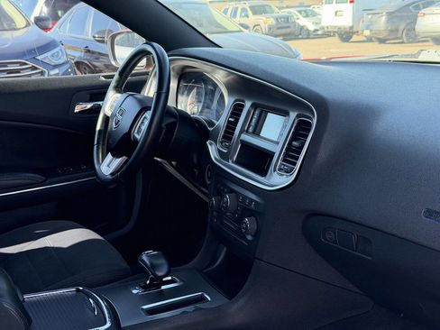 Used 2012 Dodge Charger SXT image 20