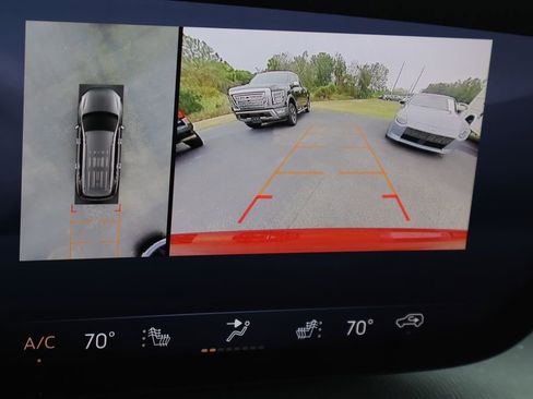 Certified 2026 Buick Enclave Sport Touring w/ Power Package image 16