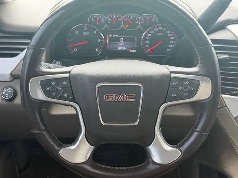 Used 2015 GMC Yukon XL SLT w/ Open Road Package AWD/4WD image 15