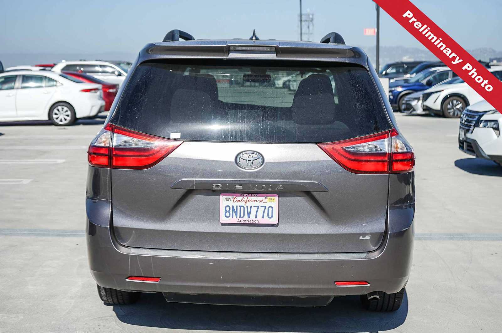 Used 2020 Toyota Sienna LE FWD image 7
