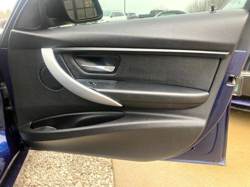 Used 2017 BMW 320i xDrive Sedan image 20
