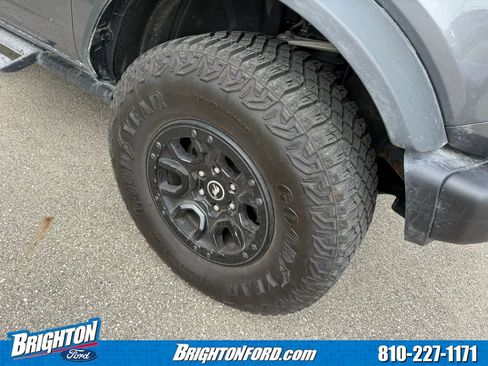 Certified 2023 Ford Bronco Wildtrak AWD/4WD image 10