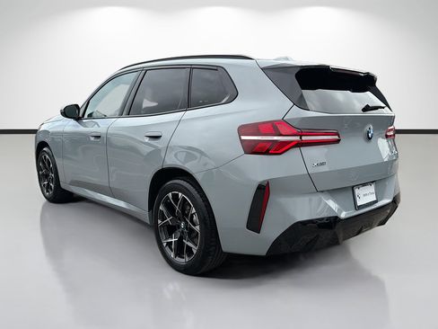 Used 2025 BMW X3 xDrive30i AWD/4WD image 5