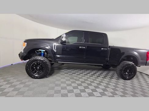 Used 2021 Ford F250 Platinum w/ FX4 Off-Road Package AWD/4WD image 47