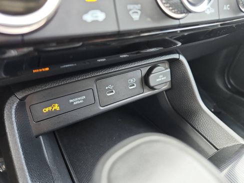 Used 2025 Honda Civic Sport image 20