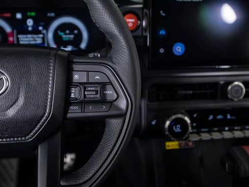 Used 2025 Toyota Tacoma TRD Pro image 49