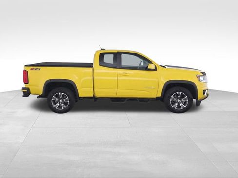 Used 2015 Chevrolet Colorado Z71 AWD/4WD image 10