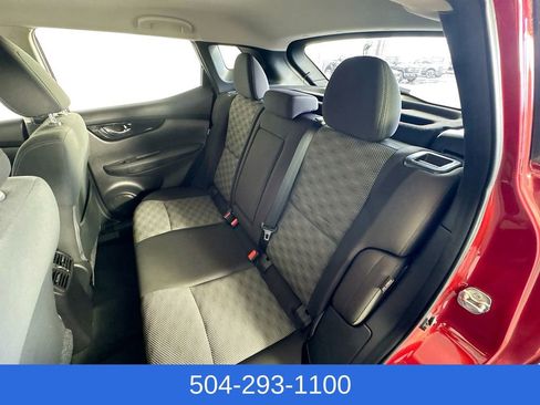 Used 2021 Nissan Rogue Sport SV FWD image 24