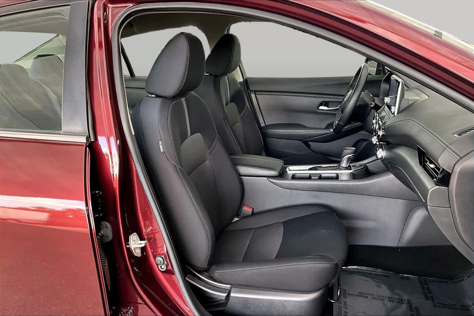 Used 2023 Nissan Sentra SV w/ All-Weather Package FWD image 9
