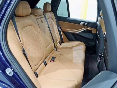 Used 2025 BMW X5 xDrive50e w/ M Sport Package image 34