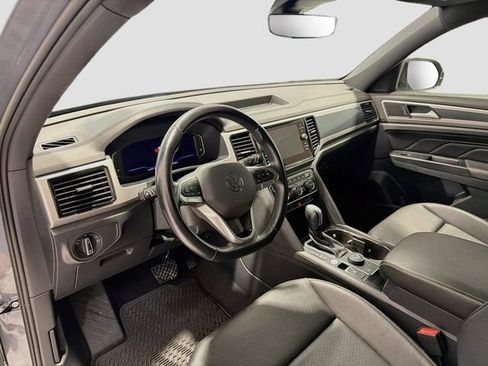 Used 2020 Volkswagen Atlas Cross Sport SEL w/ Cross Sport MDO Package AWD/4WD image 9