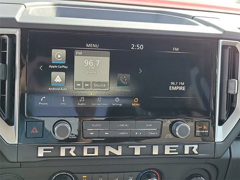 Certified 2025 Nissan Frontier SV image 8