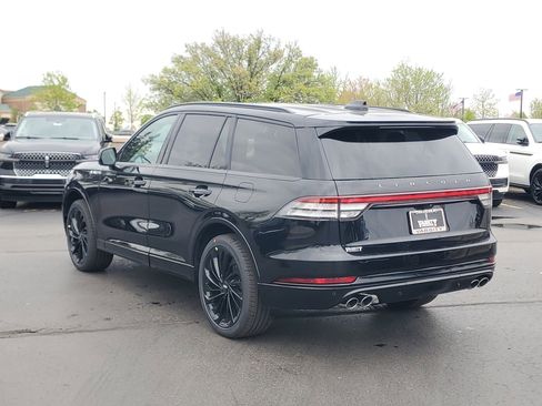 New 2026 Lincoln Aviator Reserve w/ Jet Appearance Package AWD/4WD image 3