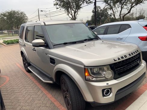 Used 2015 Land Rover LR4 HSE AWD/4WD image 1