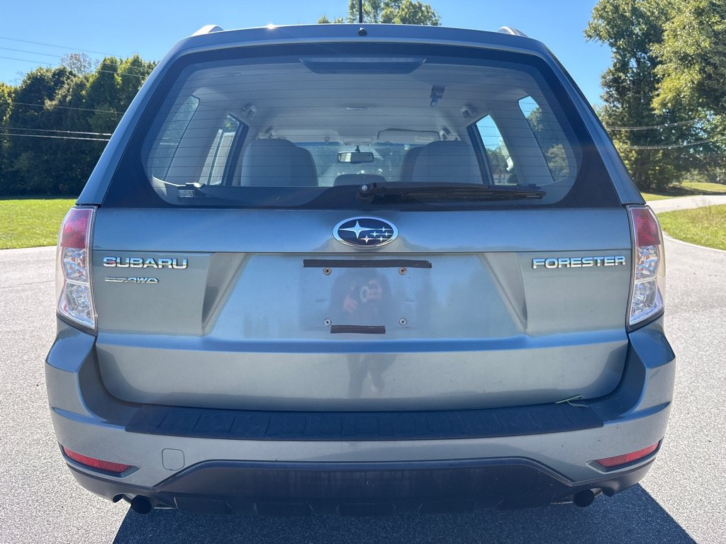 Used 2011 Subaru Forester 2.5X w/ Alloy Wheel Value Pkg AWD/4WD image 4