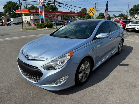 Used 2013 Hyundai Sonata Limited FWD image 3