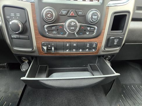 Used 2018 RAM 2500 Laramie AWD/4WD image 32