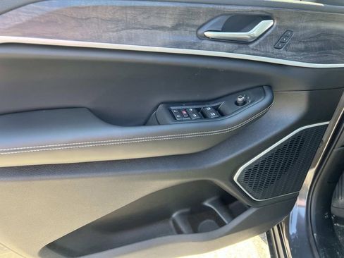 New 2026 Jeep Grand Cherokee L Limited image 11