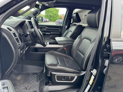Used 2022 RAM 1500 Laramie AWD/4WD image 17