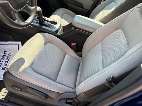 Certified 2019 Chevrolet Colorado W/T w/ WT Convenience Package AWD/4WD image 5
