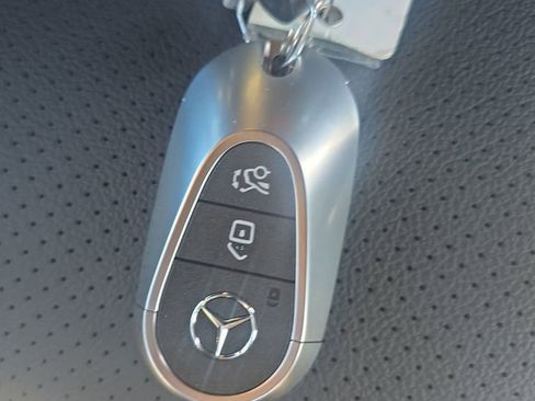 New 2026 Mercedes-Benz GLC 300 4MATIC image 29